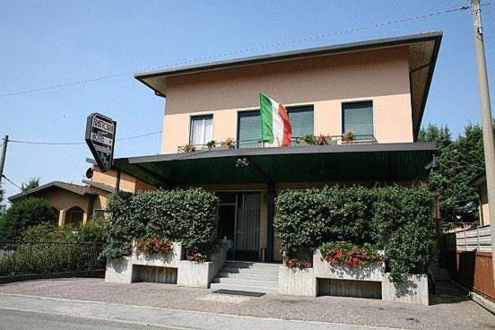 Veduggio con Colzano Hotel Molteni מראה חיצוני תמונה