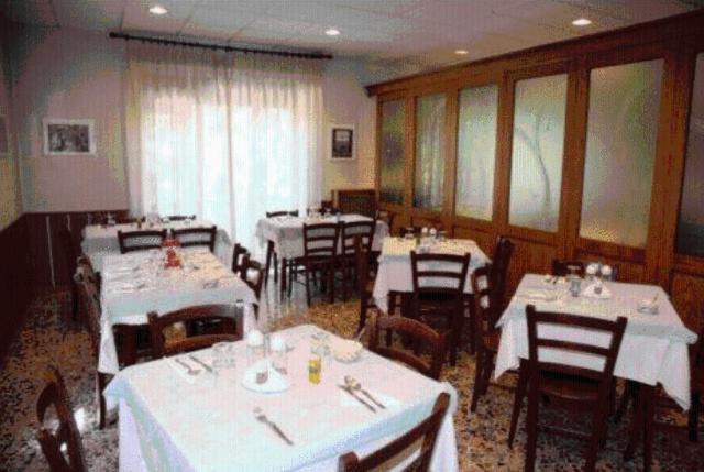 Veduggio con Colzano Hotel Molteni מראה חיצוני תמונה
