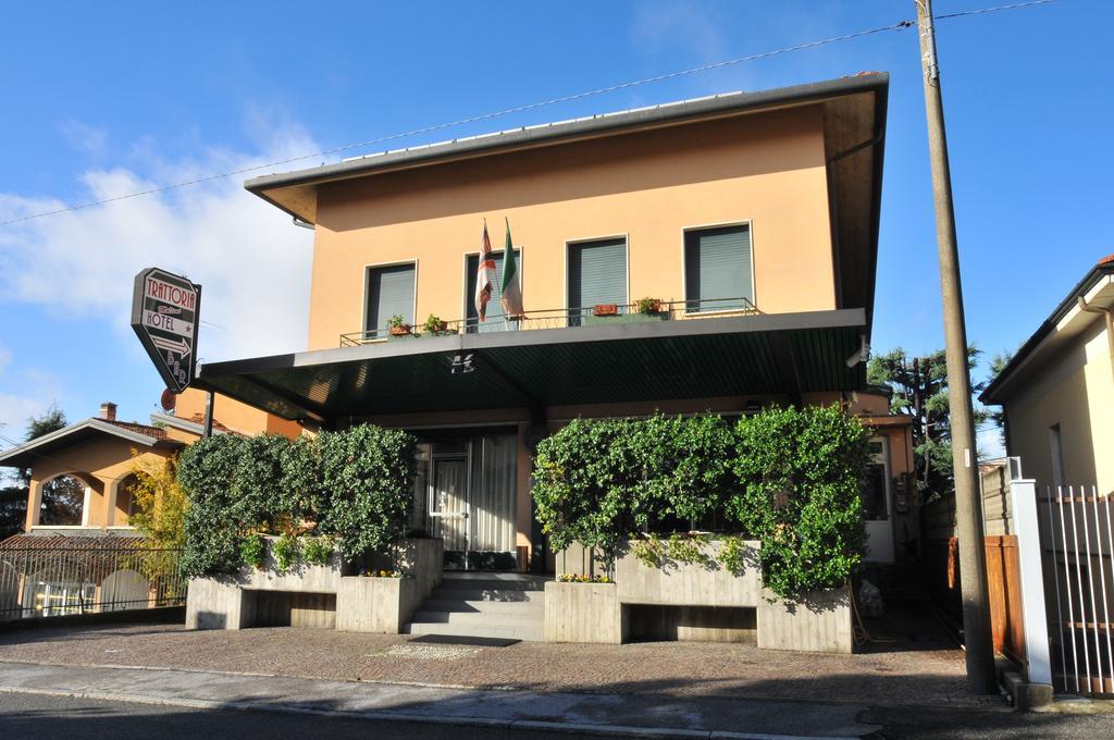 Veduggio con Colzano Hotel Molteni מראה חיצוני תמונה