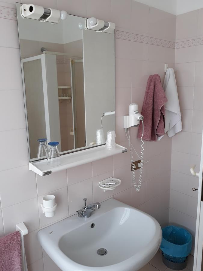 Veduggio con Colzano Hotel Molteni מראה חיצוני תמונה